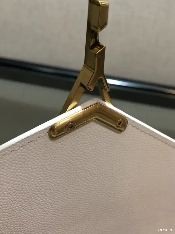 YSL TOP HANDLE CASSANDRA BAG MEDIUM 0522